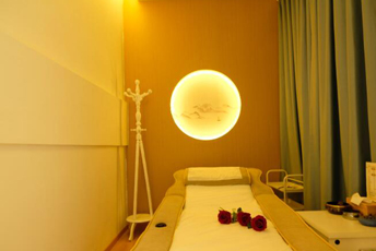 西安灞桥区日式指压的寂静美学：在按压中听见雪落的声音